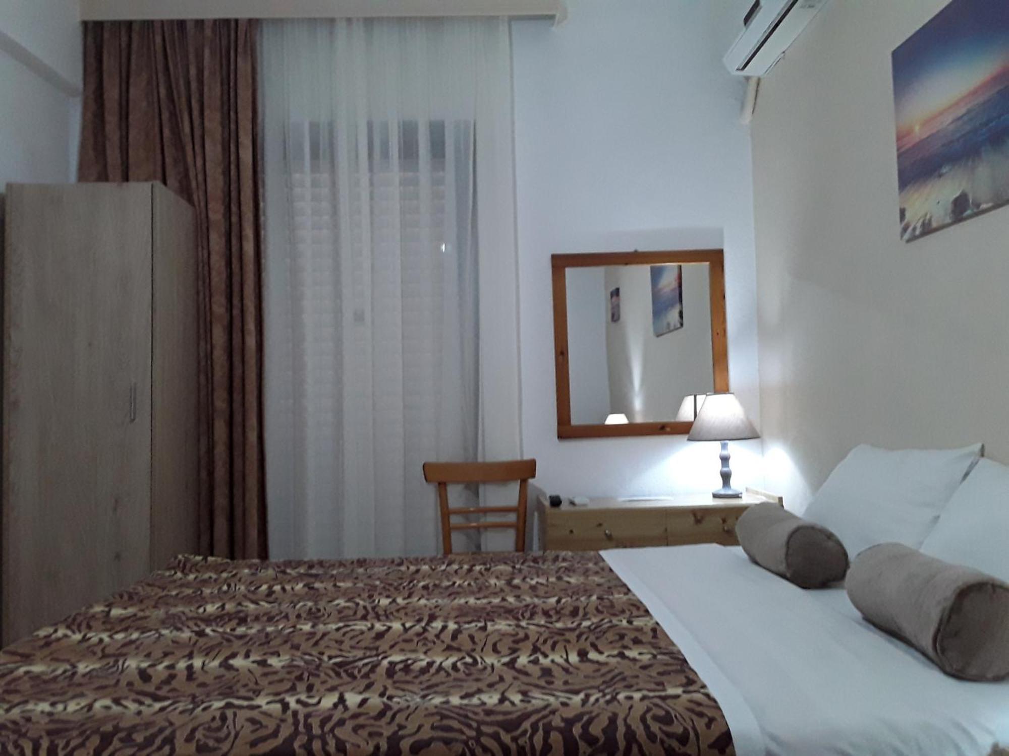 Hause Zorbas Apart otel Paralia Dionysiou Oda fotoğraf
