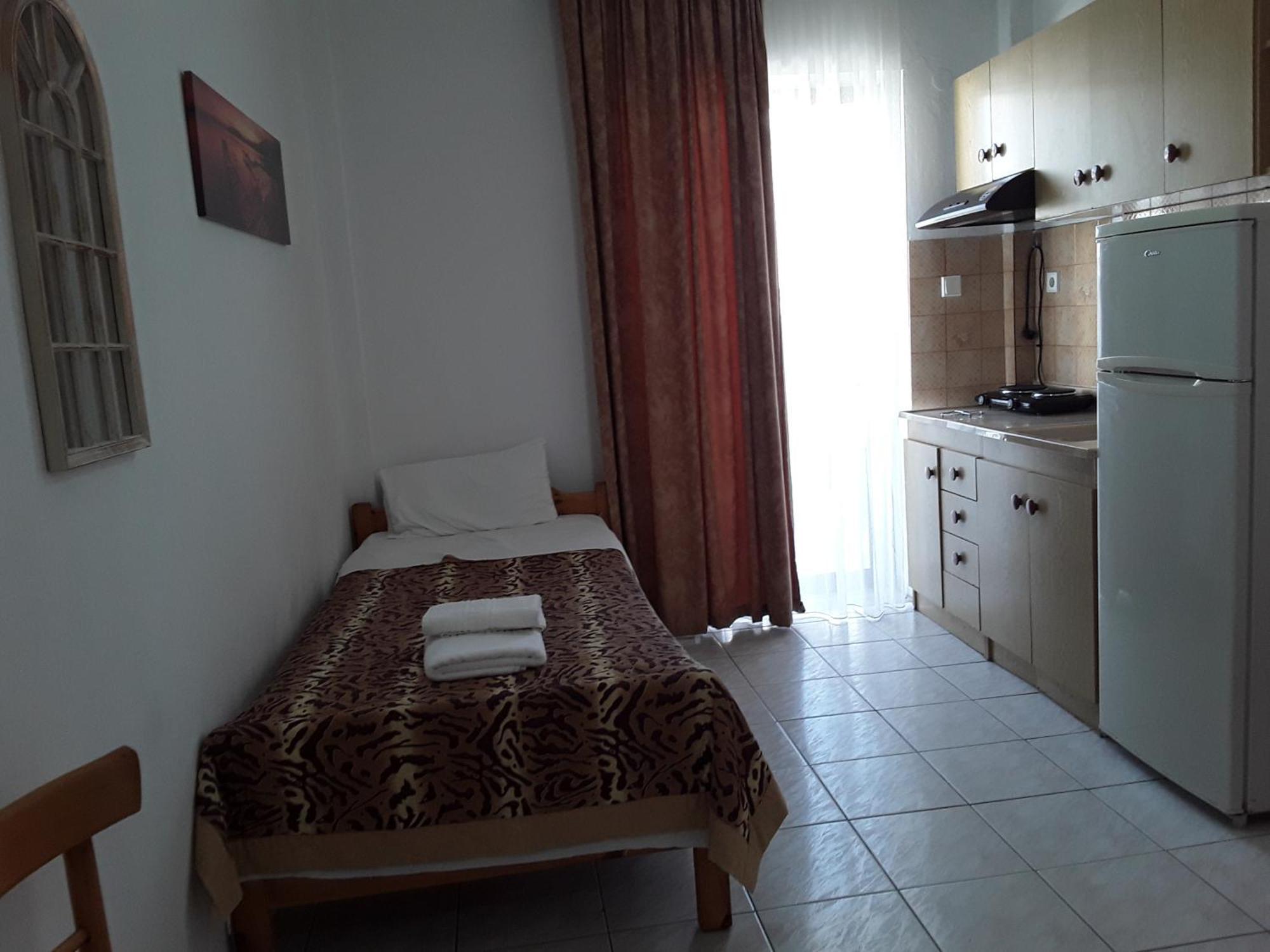 Hause Zorbas Apart otel Paralia Dionysiou Oda fotoğraf